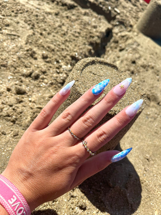 Comment Poser vos Press-on nails comme une pro 💅