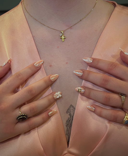 Comment réutiliser vos Press-on Nails sans les abîmer 🔁💖