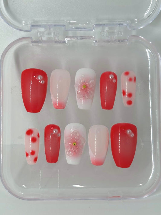 Press-on nails strawberry bloom meli nails