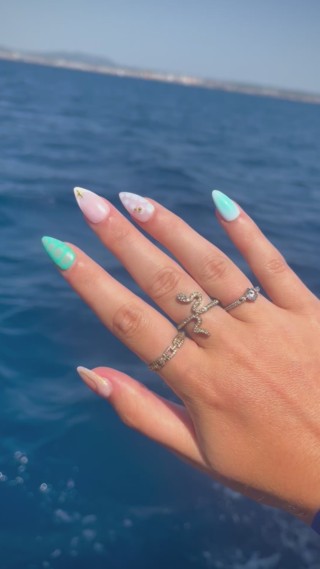 Charger la vidéo : 